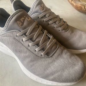 NWT Womens Phantom Grey APLs